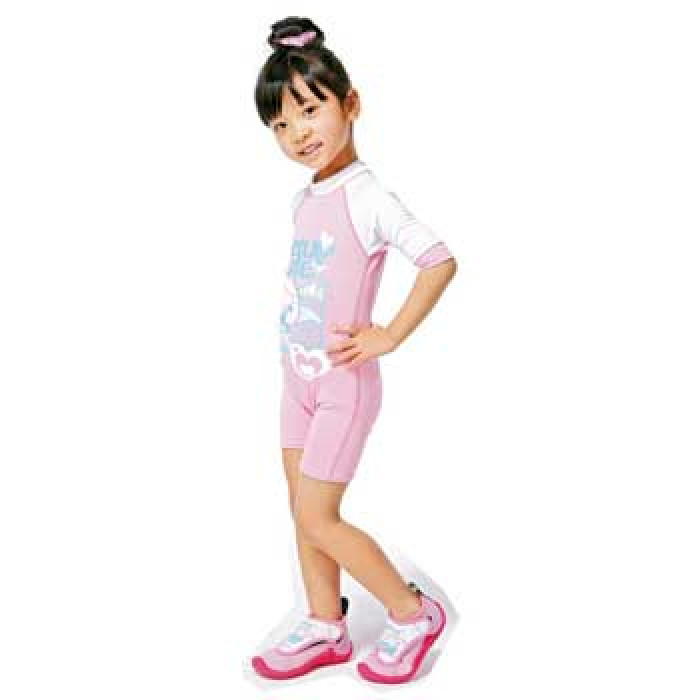 モデル身長：107cm/スーツサイズ：90